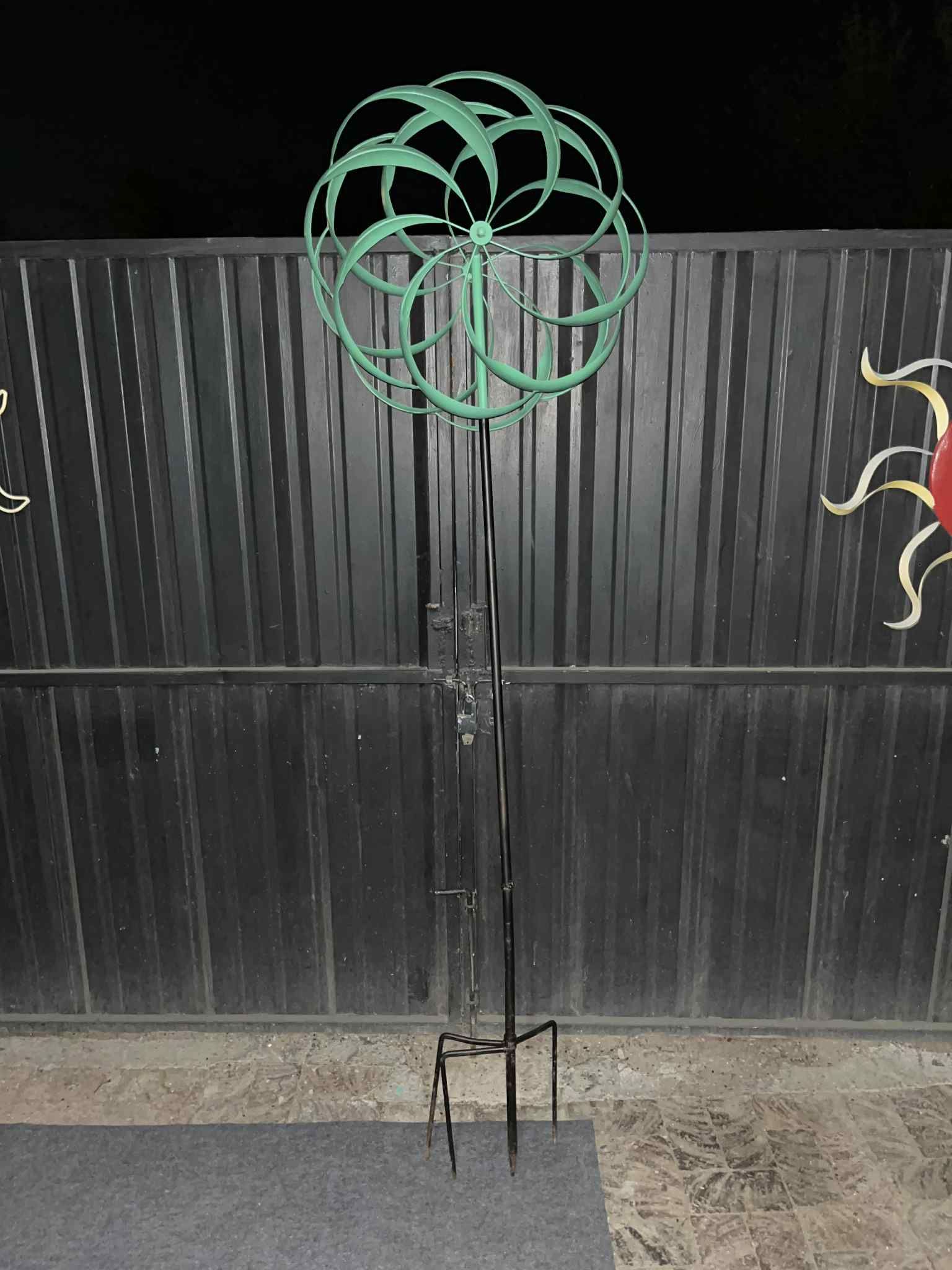 6ft Tall Metal Wind Spinner