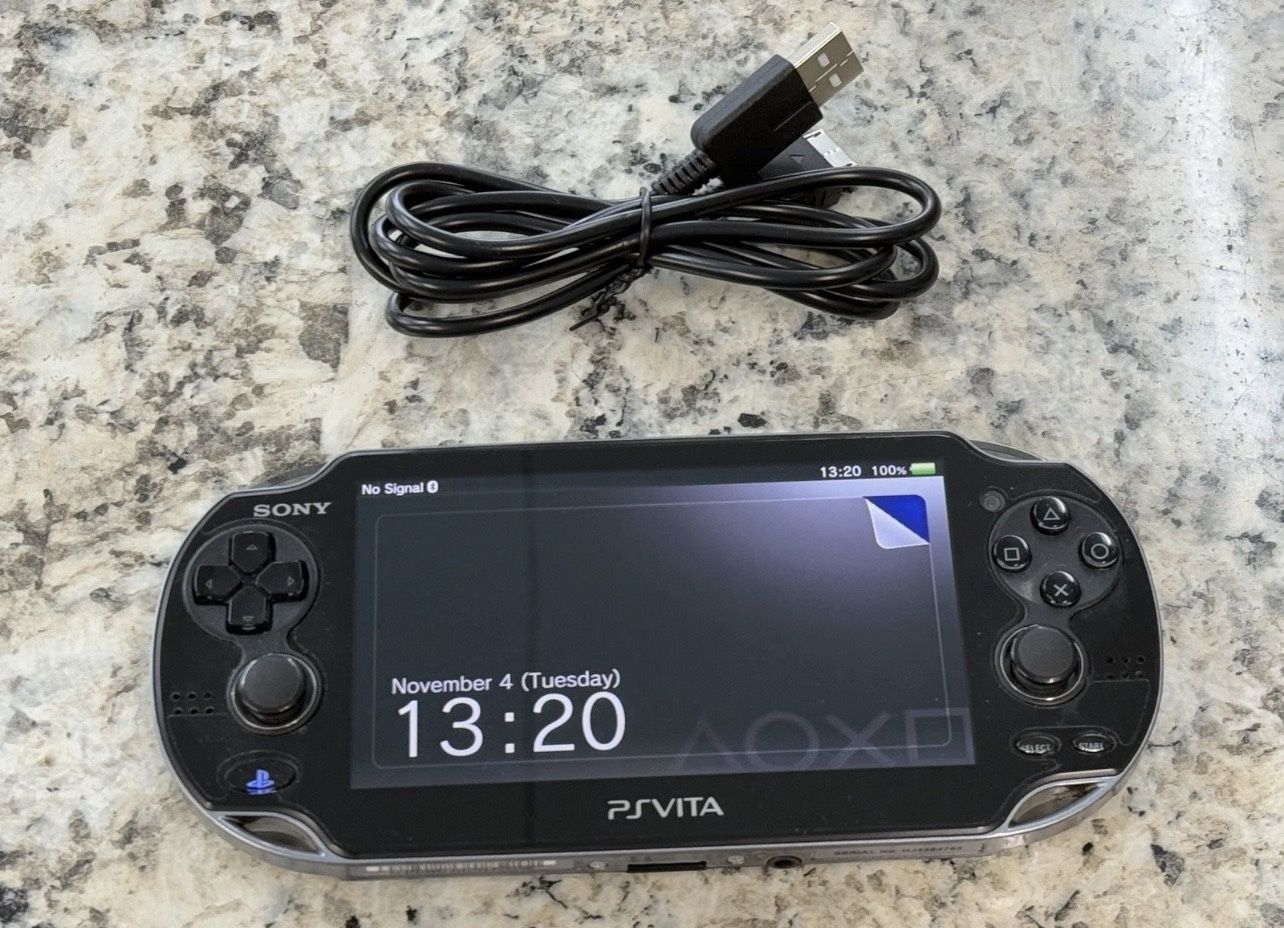 SONY PS Vita PCH-1000 / 1100 Black w/ Charger