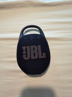 JBL Clip 5