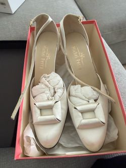 Michel Perry ivory heels size 38 european used