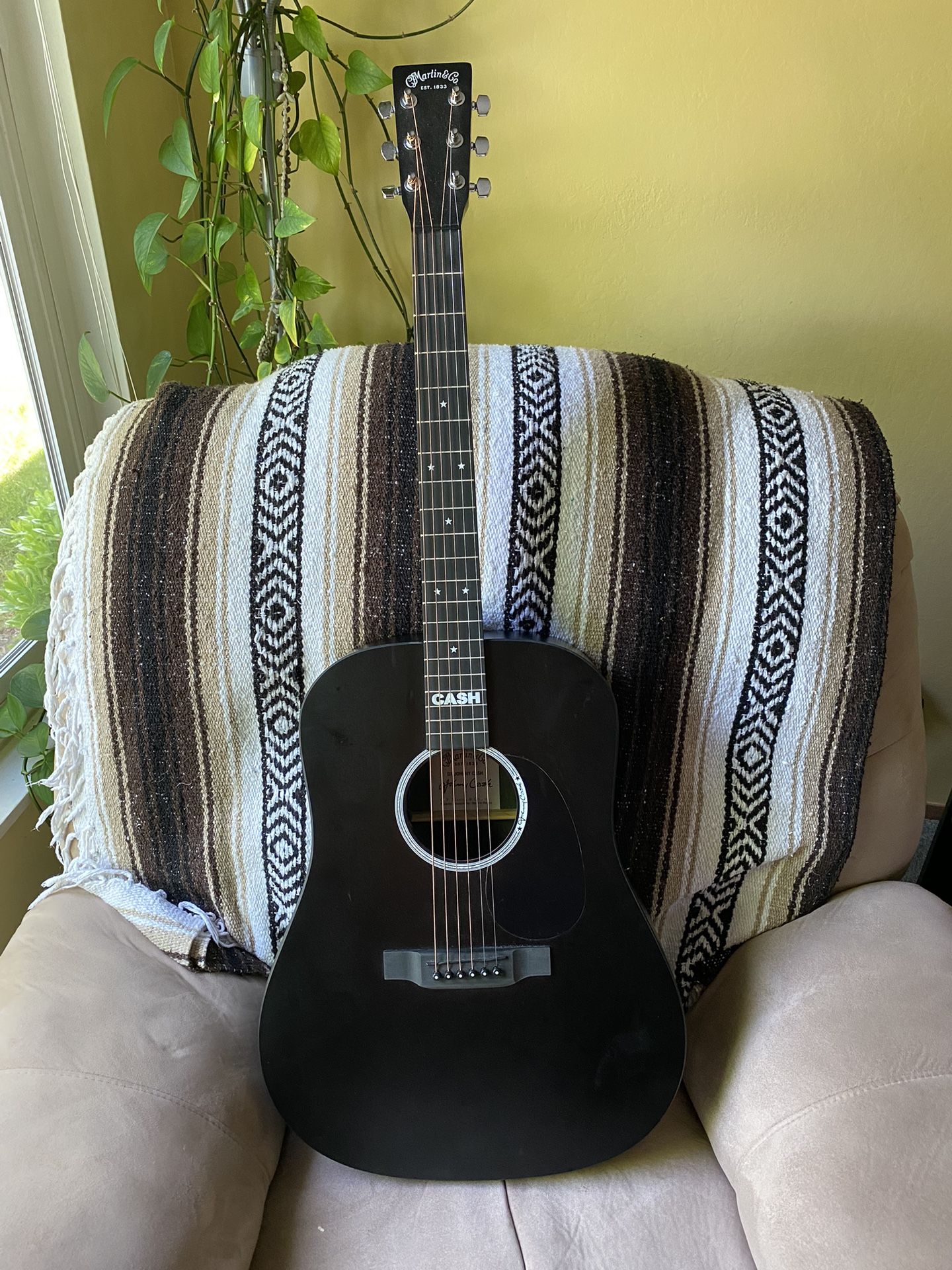 Martin DX Johnny Cash acousticelectric guitar for Sale in Fair Oaks, CA OfferUp