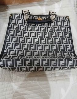 Handbag