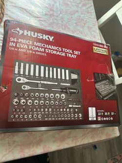 Husky 94 piece tool set foam tray