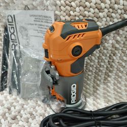 Ridgid R24012 compact Router 