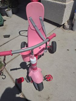 Radio flyer little girls bike.