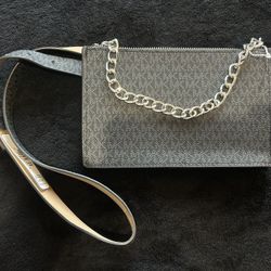 Michael Kors Belt Wallet