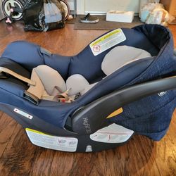 Chicco Keyfit30 Car Seat Like New
