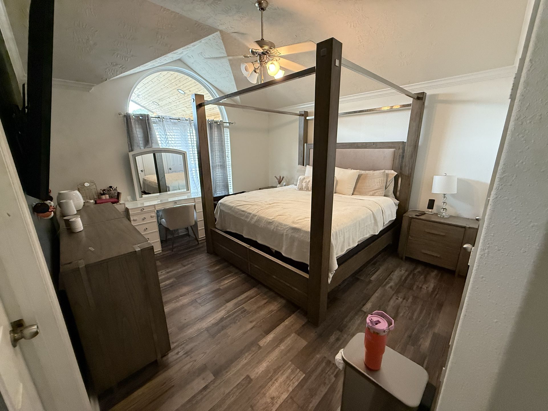 Real Wood 4 Piece Bedroom Set