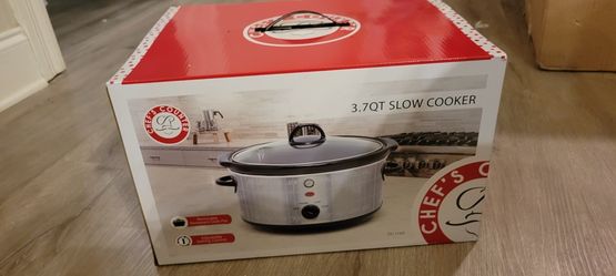 Better Chef 3.7-Quart Black Oval Slow Cooker in the Slow Cookers