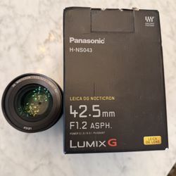 Panasonic Leica LUMIX Nocticron 42.5mm F1.2 Lens