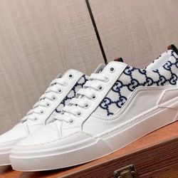 GG Sneakers