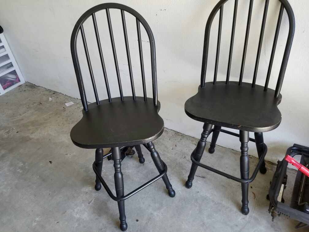 2 wood bar stools.