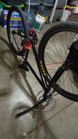 Fixed geared throne (READ DESCRIPTION)
