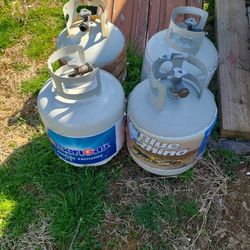 Propane Gas Cylinders / Containers