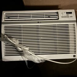 LG Air conditioner 15,000 BTU
