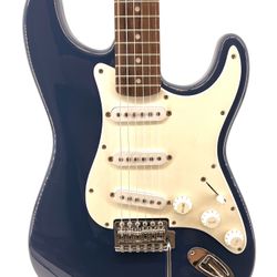 Squier Affinity Series Stratocaster with Rosewood Fretboard 2014 - 2016 - Lake Placid Blue