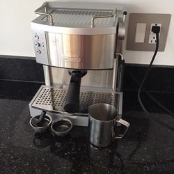 DeLonghi espresso machine coffee maker 