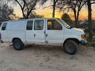 2003 Ford E-350