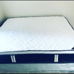 MattressAnd Split Box Spring King Size Pillow Top Medium Firm 14”thick Comfort Brand New WE FINANCE WE DELIVER 