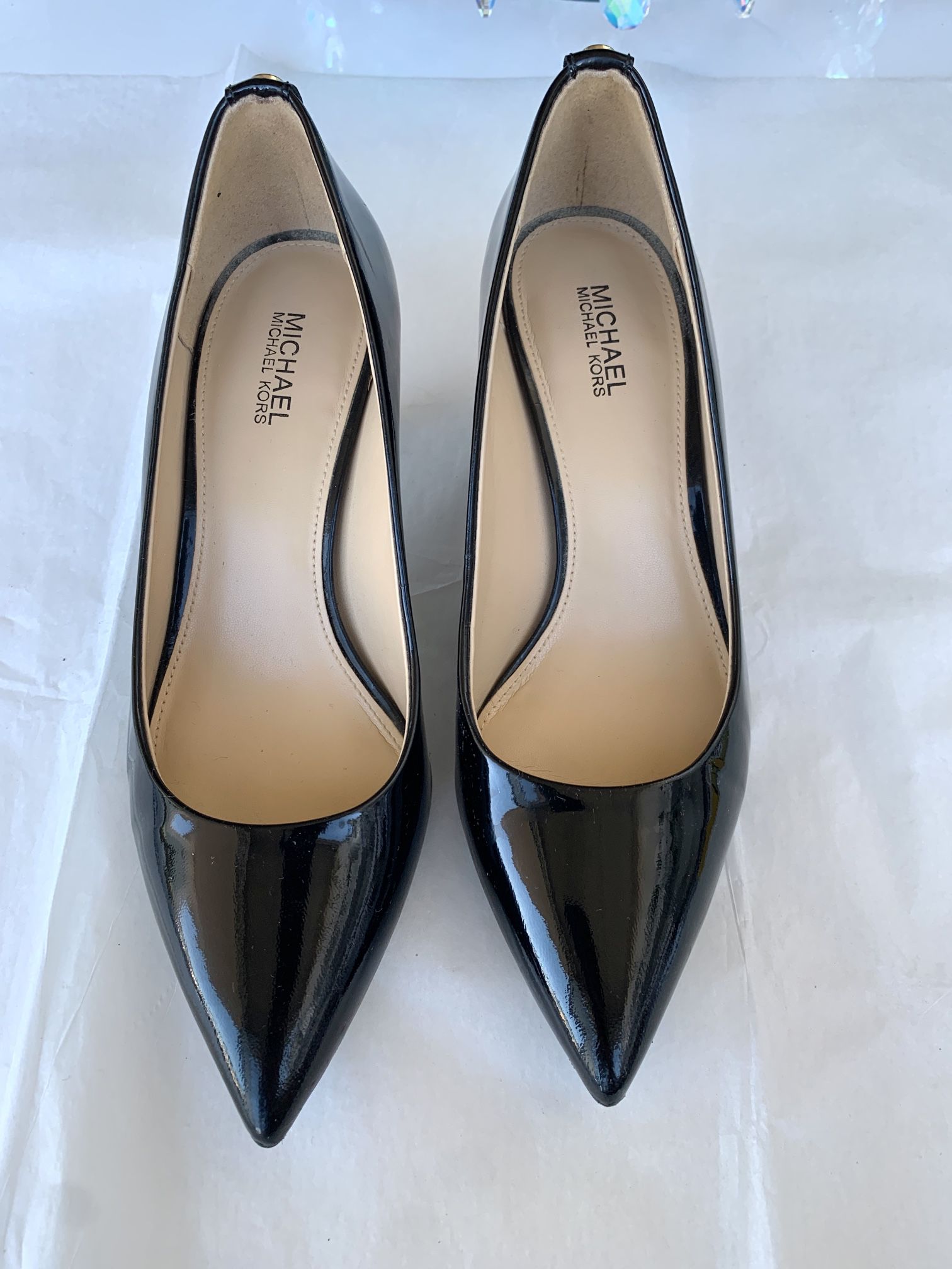Michael Kors Black Patent Leather Pumps, Pointed-Toes Kitten Heels, Size 5