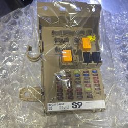 Subaru Body Integrated Unit / Fuse Box
