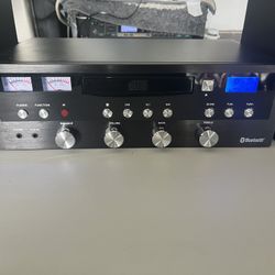 Blackweb Stereo Cd Player And Bluetooth 
