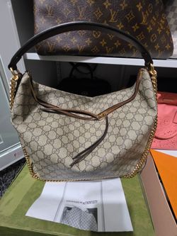 Gucci

GG Supreme Linea Hobo