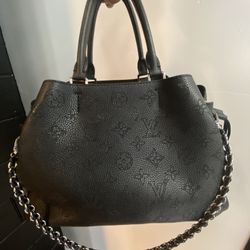 Louis Vuitton Black Bella Tote Mahina Leather Bag