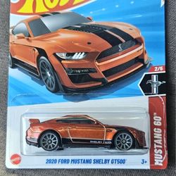 Hot Wheels Ford Mustang Shelby GT500.