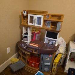 Kitchen Set With Accessories 