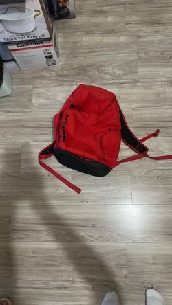 Red Nike elite v2