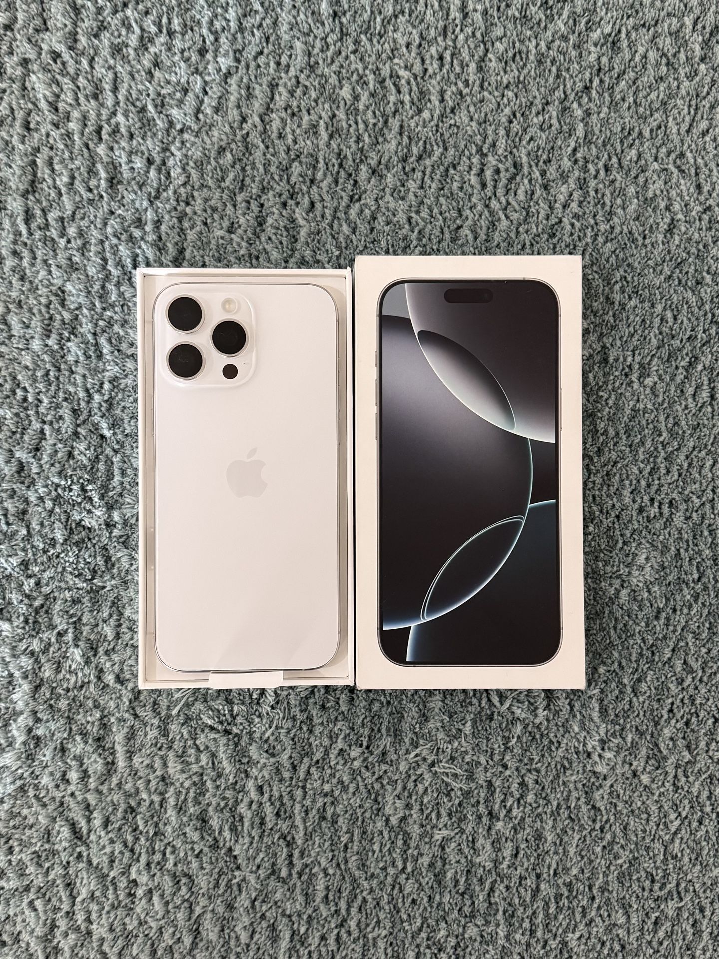 iPhone 16 Pro Max Unlocked