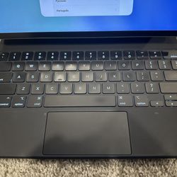 Apple iPad Pro 5th gen With magic Keyboard 