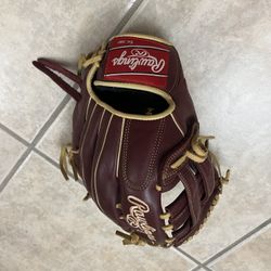 Rawlings 12 Inch Outfielder Glove