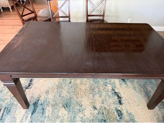 Solid wood dining table. 6’ x 3 1/2’. Six chairs. ￼