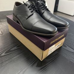 Johnston & Murphy Cap Toe Black Full Grain
