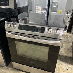 SALE!!! Samsung Electric Range Stove slide in / estufa