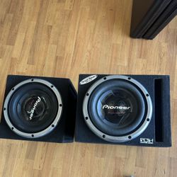 Two Pioneer Champion Series pro 12” Subwoofer’s TS-W3002D2 3500w