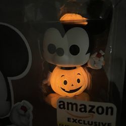GLOW Mickey Mouse Pumpkin Costume Funko Pop *MINT IN HAND* Amazon Exclusive GITD Halloween Trick Treat Disney 1218 with protector