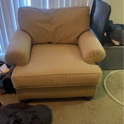 Chair/ Love Seat