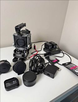 RED Komodo 6K Cinema Camera Kit – Ready to Shoot (Low Hours, Extras Included)