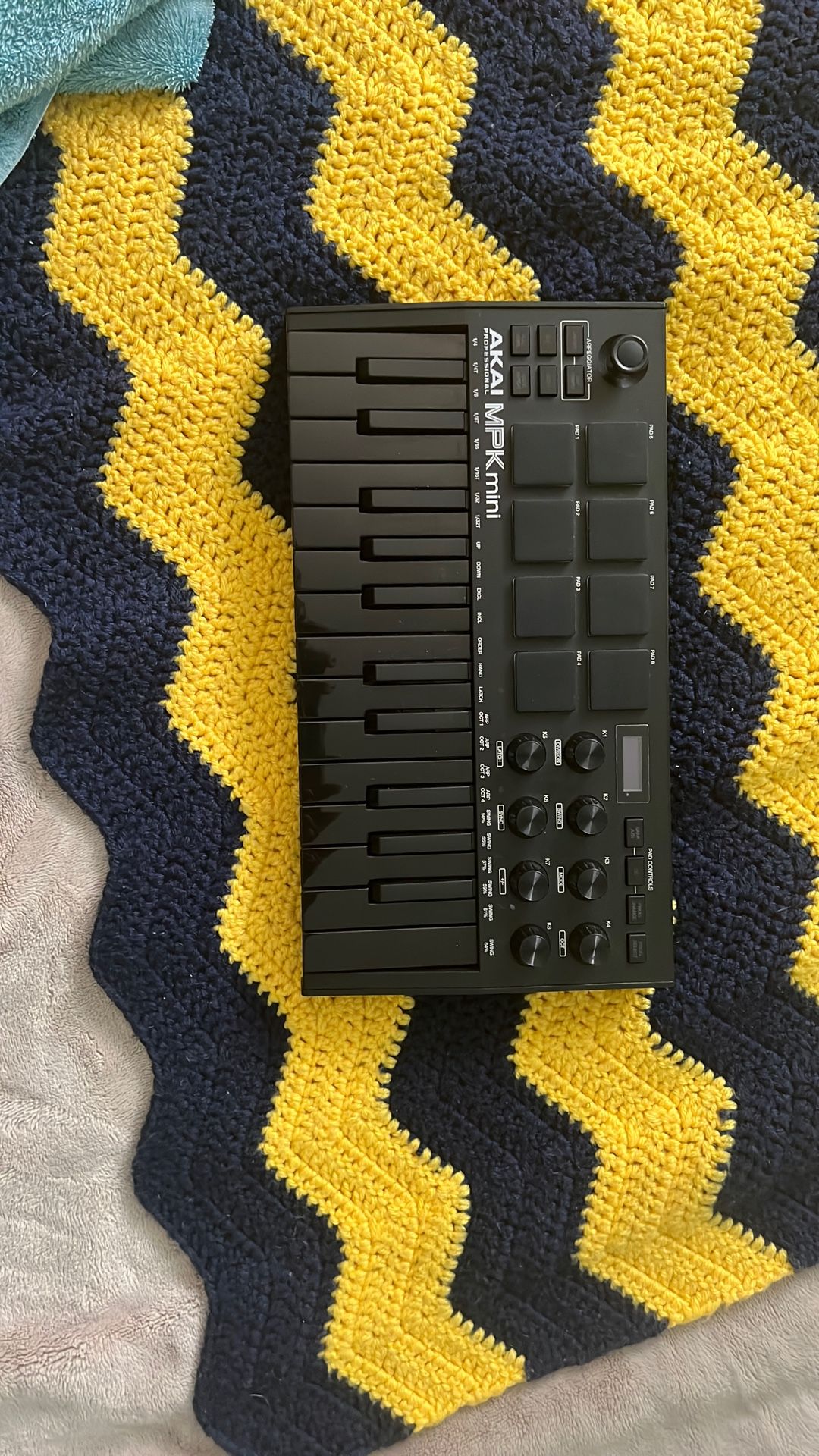 Akai MPK mini (Limited Edition)