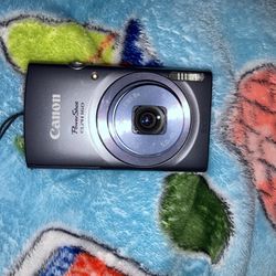 Digital camera Canon  (New)