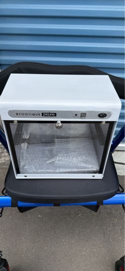 Byootique Salon UV Sterilizer Cabinet