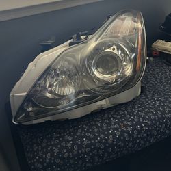 2011 Infiniti G37 Coupe Headlight