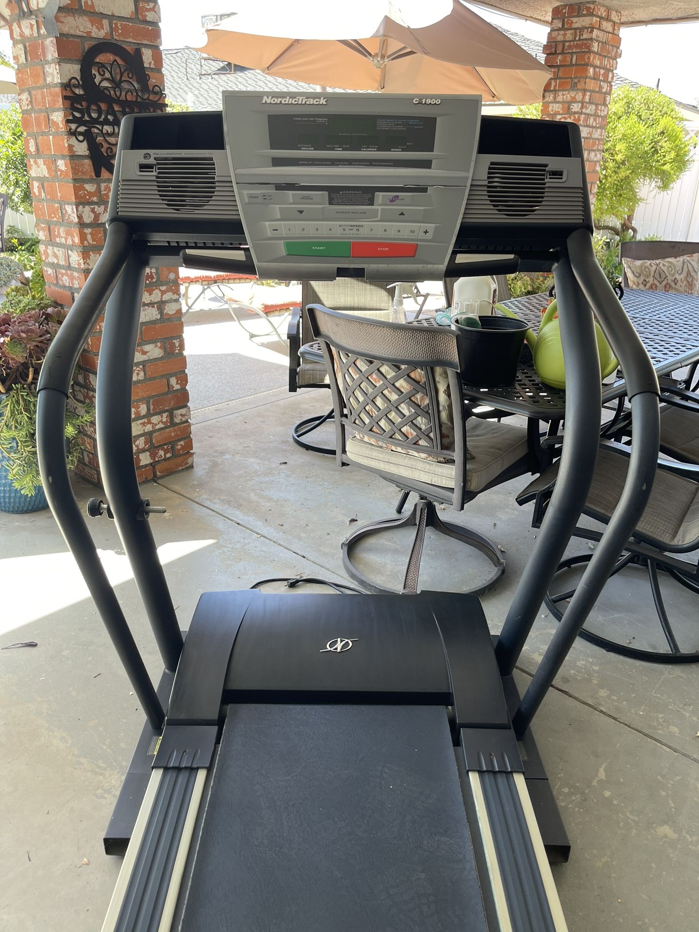 NordicTrack C1900 Treadmill for Sale in Hanford CA OfferUp