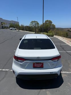 TOYOTA COROLLA 2025 WITH 9000 MILES FOR SALE.