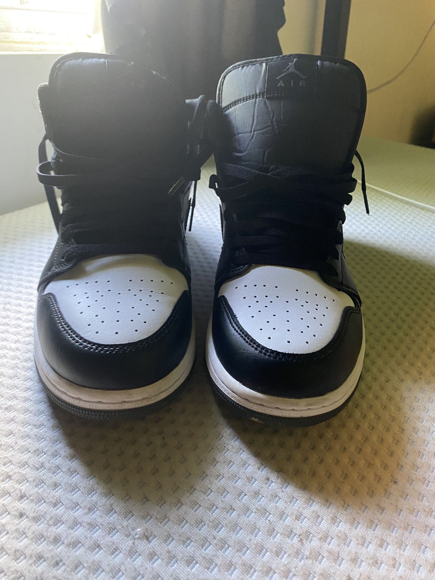 Jordan 1 Mid Black Grey & White 11.5