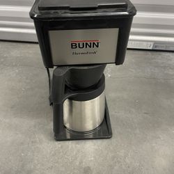BUNN STAINLESS STEEL DRIP COFFEE MAKER & CARAFES