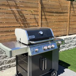 Weber Grill Great Condition 